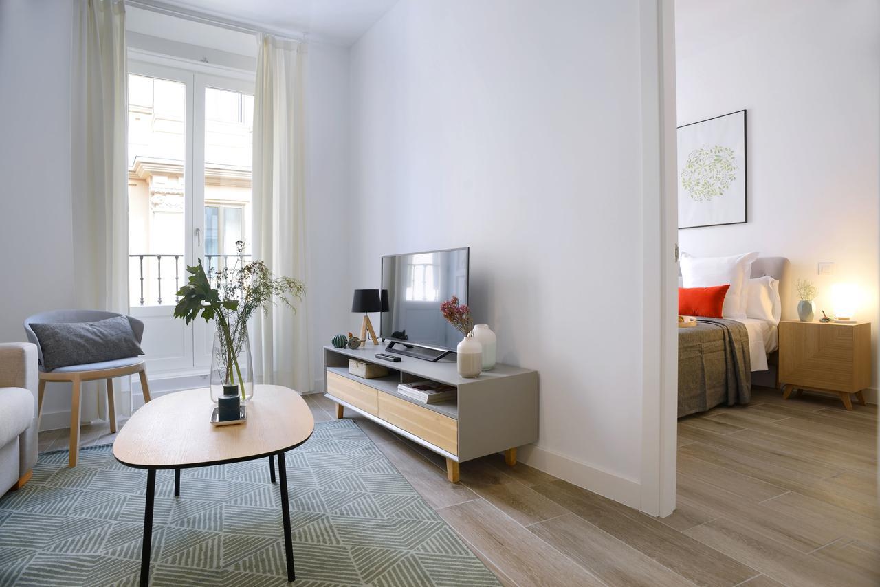 Nqn Aparts & Suites Madrid Ngoại thất bức ảnh